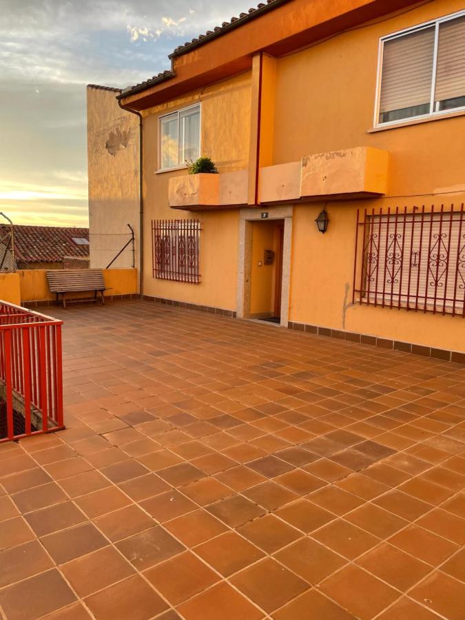 Apartamento Turistico Avila Vut Экстерьер фото