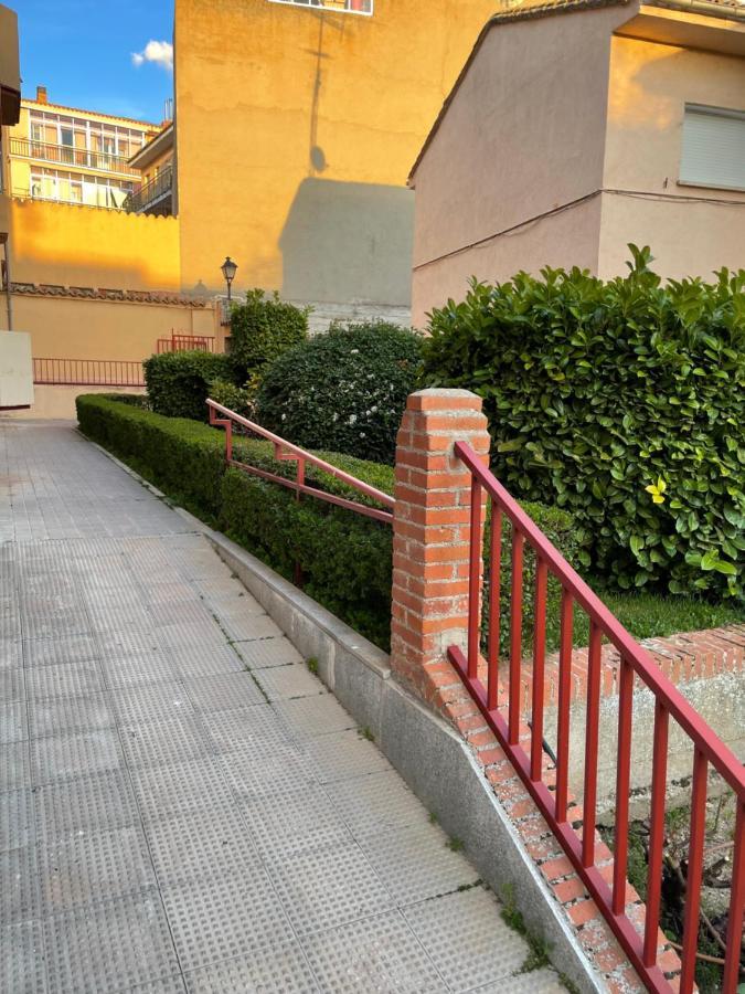 Apartamento Turistico Avila Vut Экстерьер фото